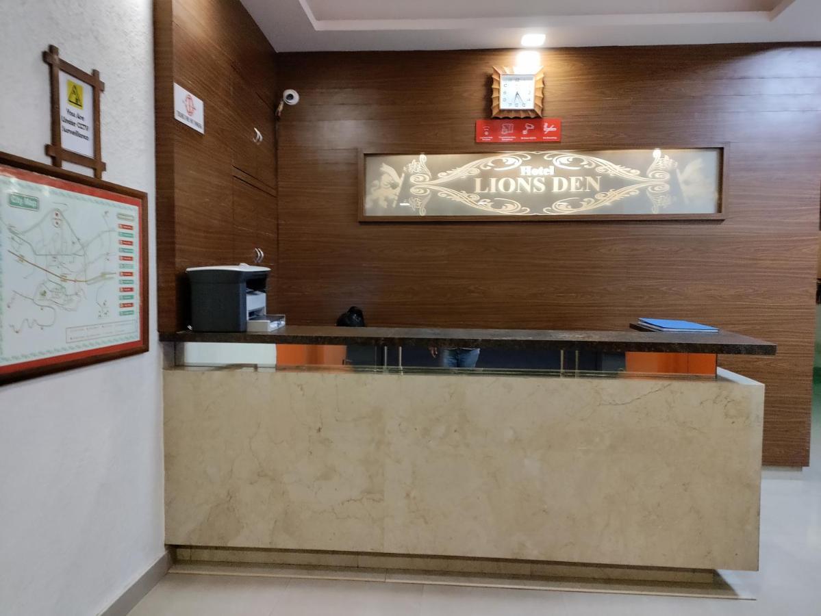 Hotel Lions Den Lonavala Esterno foto