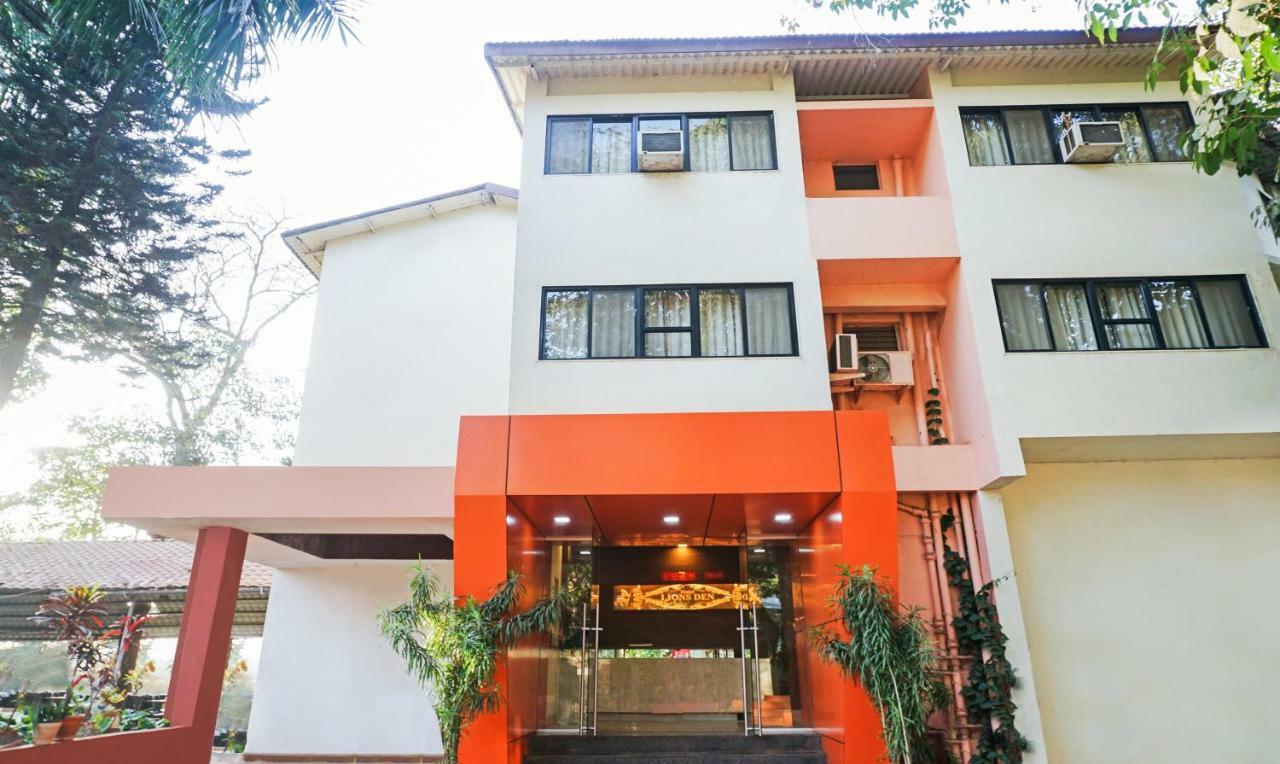 Hotel Lions Den Lonavala Esterno foto